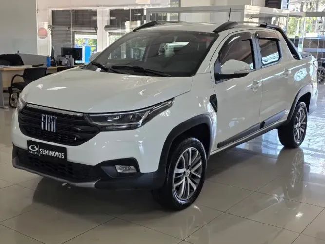 Fiat Strada Volcano 1.3 Flex 8V CD 2023