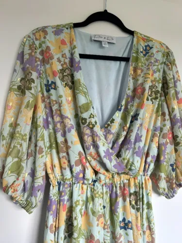 Vestido midi plus size importado