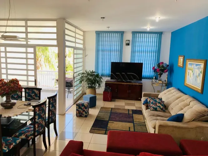 Casa Padrão em Ribeirão Preto
