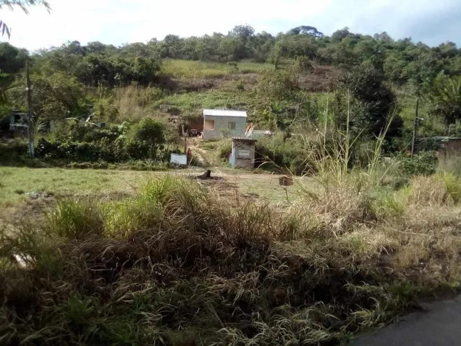 TERRENO NA ENTRADA DE TINGUÁ
