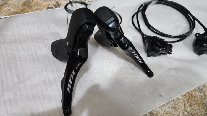 Sti shimano 105 hidráulico 2x12v novo