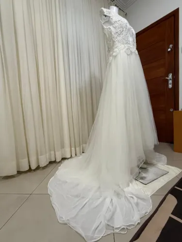 vestido de noiva tamanho 42 novinho 