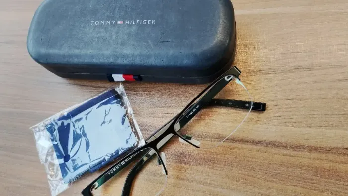 Armação para grau Tommy Hilfiger - preto