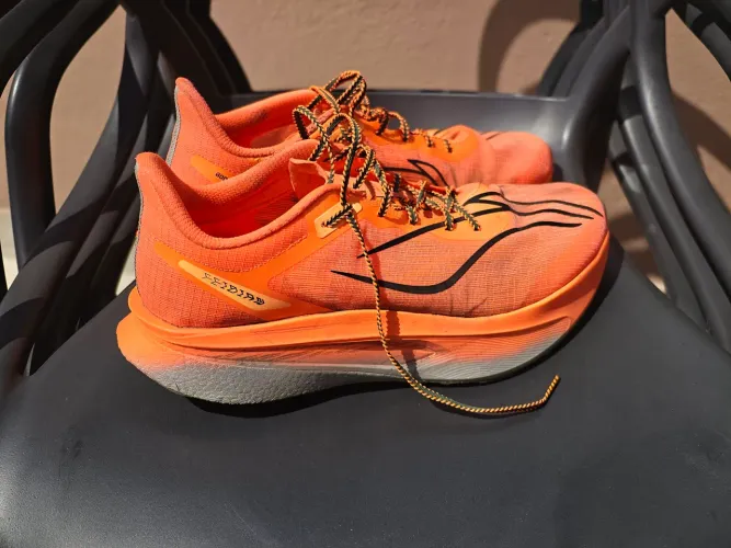 Tênis Li ning feidian 6 Challenger