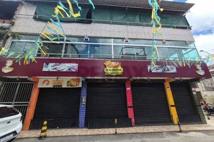 Prédio à venda, 180 m² por R$ 700.000,00 - Massaranduba - Salvador/BA