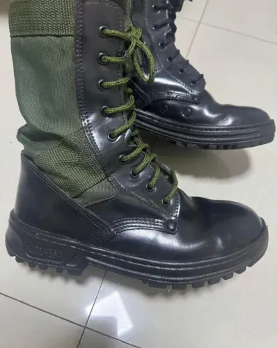 COTURNO MILITAR Tamanho 39
