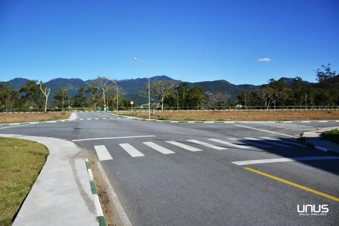 Terreno em Santo Amaro da Imperatriz