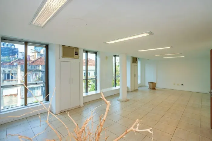 Sala para alugar com 159m² no bairro Rio Branco