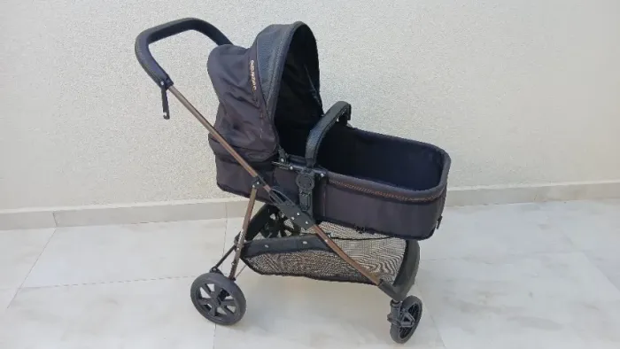 Carrinho e Bebe Conforto