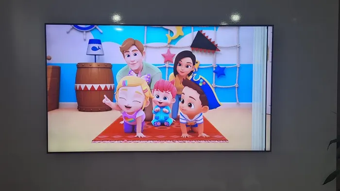 TV sansung 65" (faixa na tela)