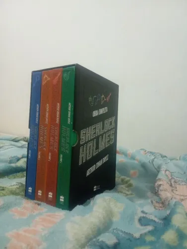 Box Sherlock homes