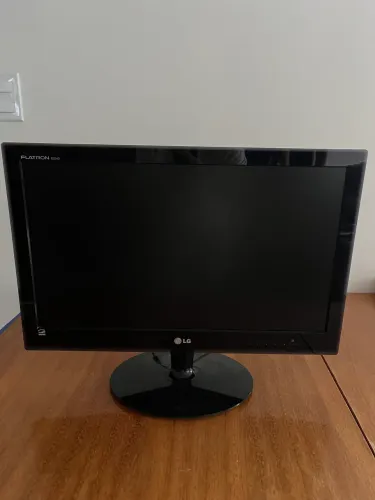 Monitor LG Flatron E2240S-PN 21,5?