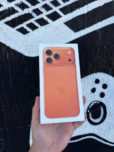IPhone 17 Pro Max lacrado 