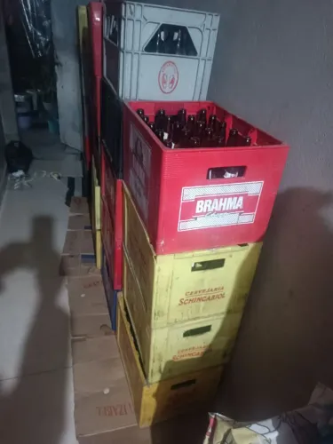 Caixas de cerveja diversas marcas 600 ml