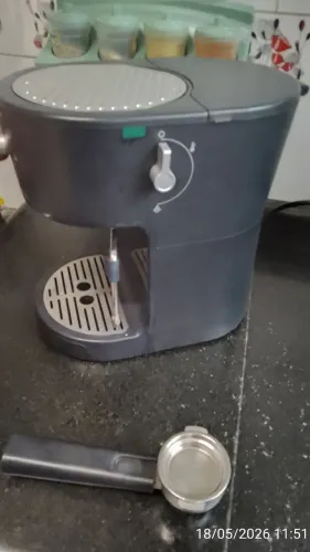Vende se cafeteira