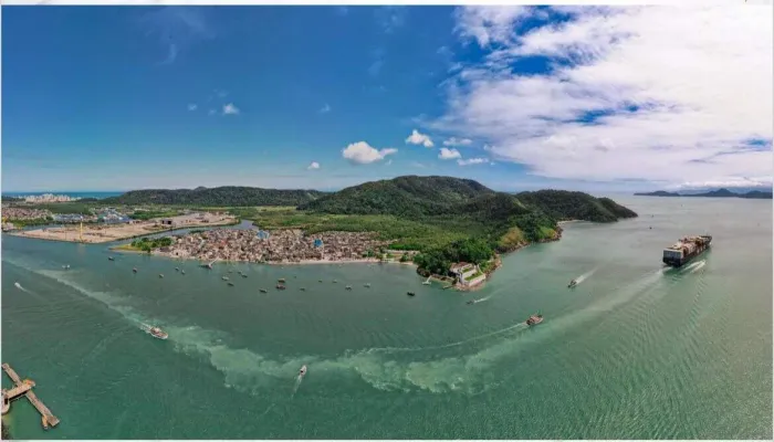 Cobertura Duplex à venda em Ponta da Praia/Santos-sp