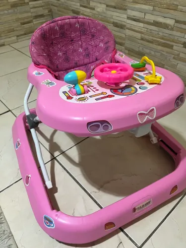 Andador de bebe - Máxi Baby rosa