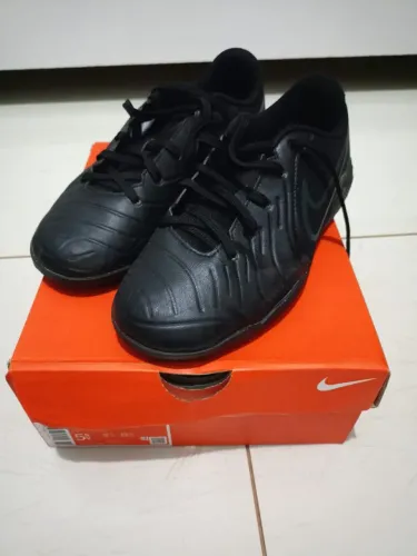 Chuteira Nike futsal
