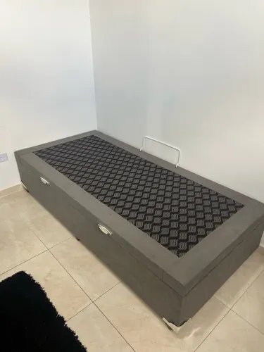 Base box com baú solteiro