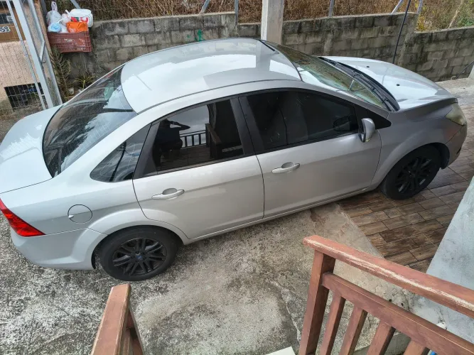 Ford Focus Sedan 2.0 16v/2.0 16V Flex 4P 2012