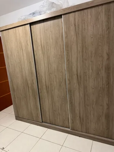 Guarda roupa de casal