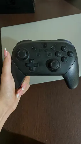 Controle Nintendo Switch Pro 