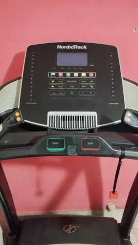 Vendo Esteira Elétrica Premium NordicTrack T 6.5 S - Modelo GY095 - Importada