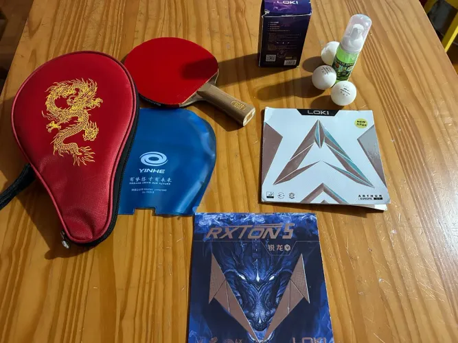 Kit Tênis de Mesa Completo - Raquete Loki K11 + borracha Rxton 5 e Arthur Europe