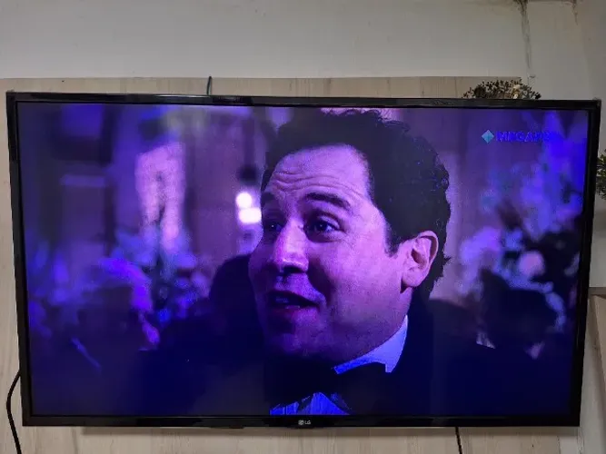 TV LG 43lh5700