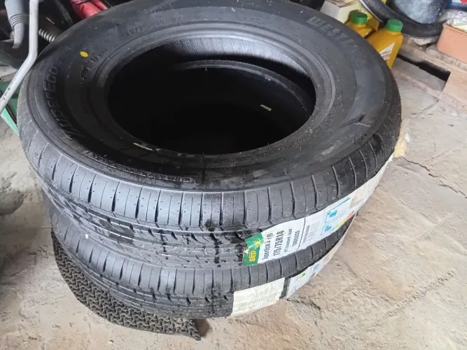 Vendo 2 Pneus Novos Aro 14 175/75