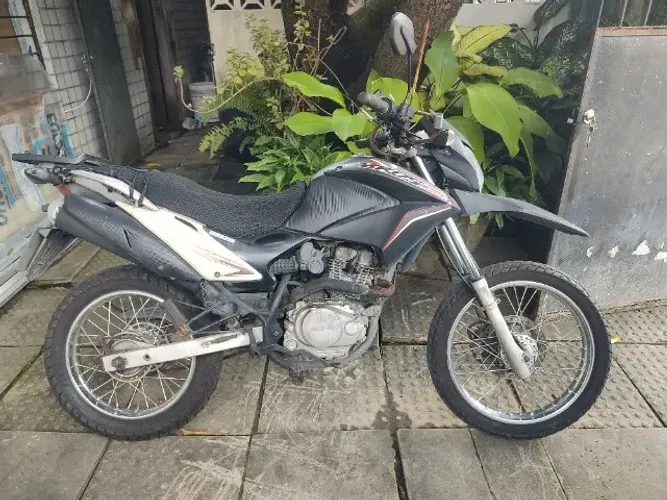 Moto Bros em ótimo estado 