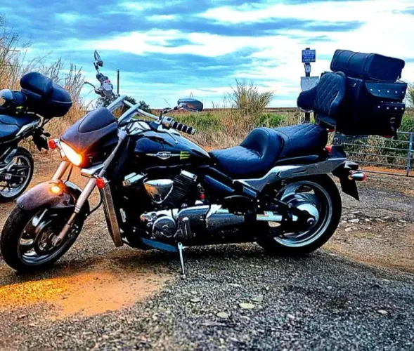 Moto SUZUKI BOULEVARD M1500 