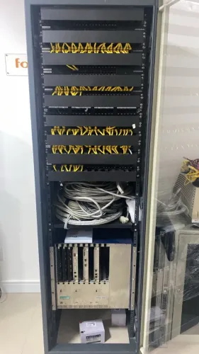 Rack de Telefonia + Hipath 3800
