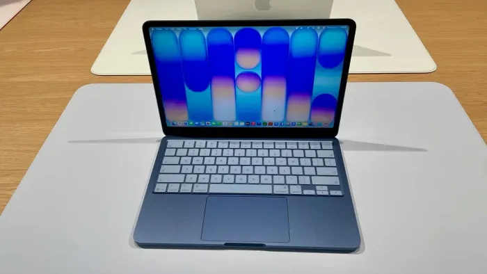 MacBook Neo 256GB Azul NOVO