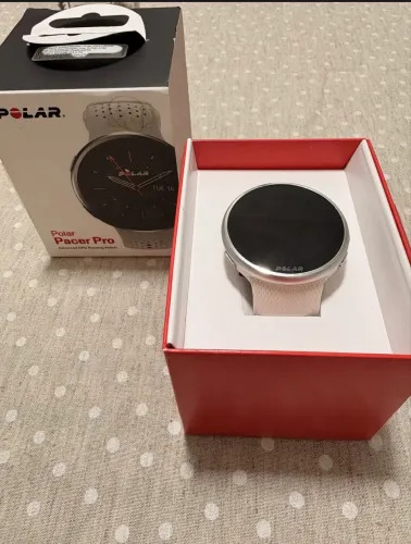 Relógio Polar Pacer Pro Gps Multiesportivo  Triathlon / Cor Branco Branco Prateado (Usado)