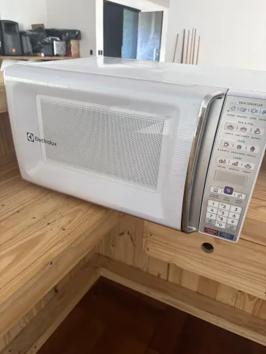 Microondas Electrolux 34L 110V