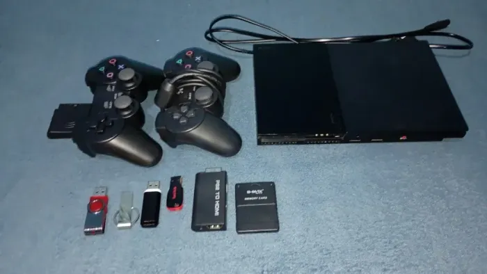 PS2 Slim com acessórios LER DESCRIÇÃO 