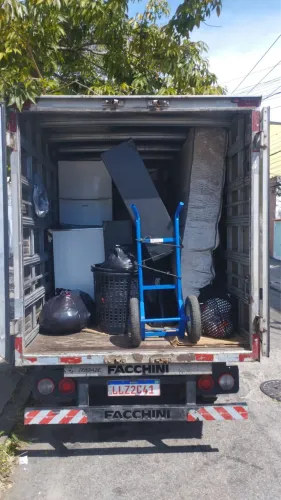 MUDANÇAS E COLETA DE CARGA TODO O RJ