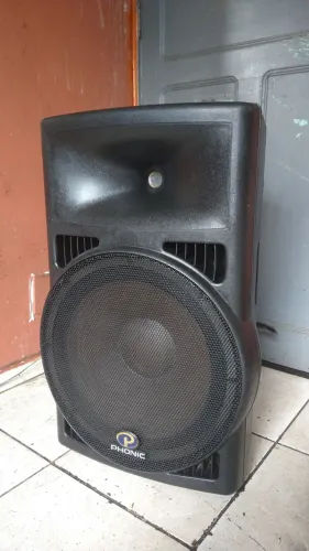 Caixa ativa Phonic grande 15p perfeito estado