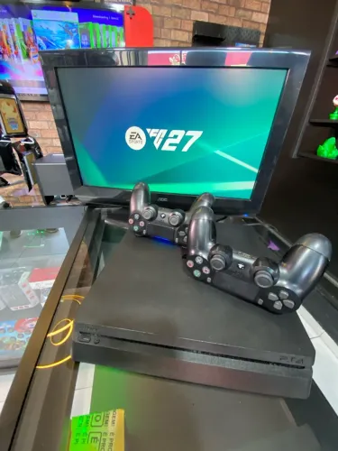 Playstation 4 Slim, 1 TB. versão 12.52 + 15 jogos