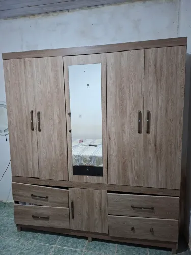 Guarda roupa roupeiro