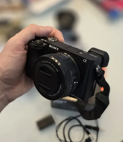 Camera Sony A6400