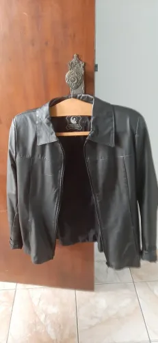 Casaco preto de pelica