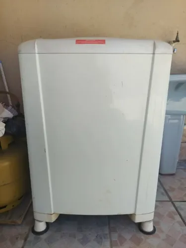 Máquina de Lavar Electrolux - Com Defeito