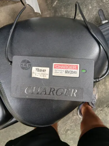 Carregador bee u1-chumbo original