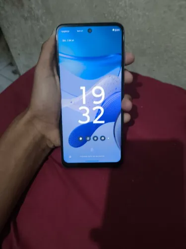 Motorola g53 5g novo vem p loja?