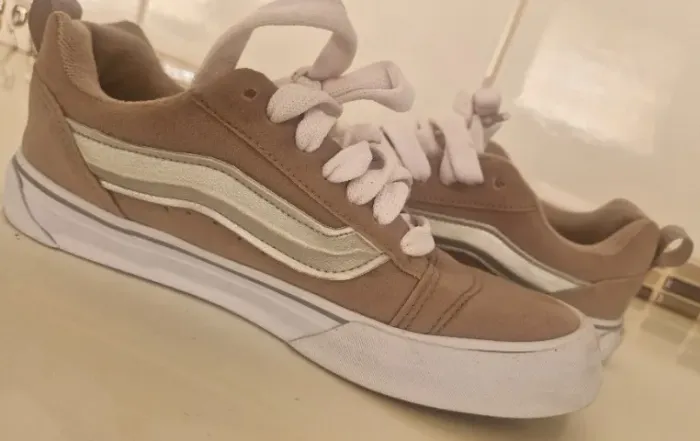 Tenis vans off usado tamanho 37