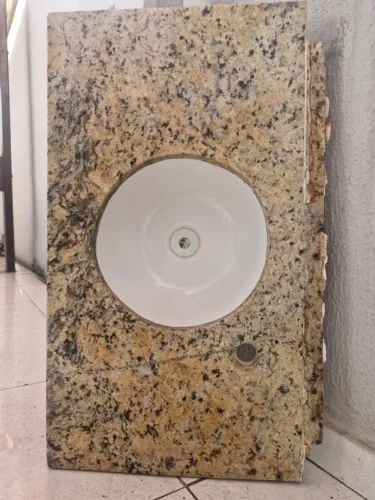 Pia de granito com cuba