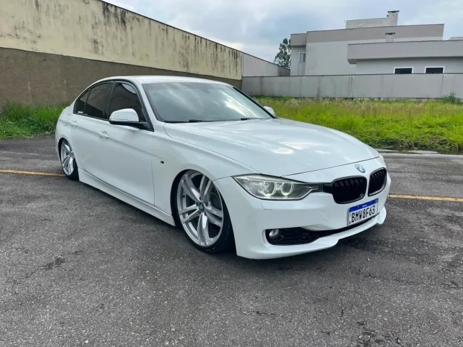 BMW 320I A 2.0 Turbo/activeflex 16V 184cv 4P 2014