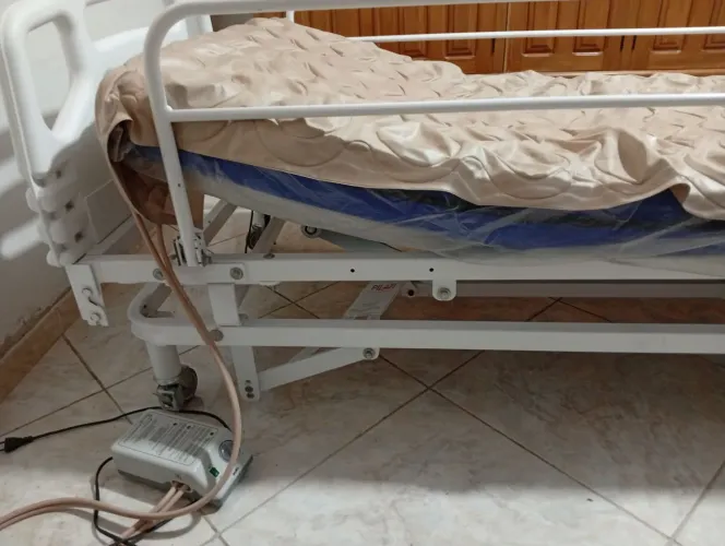 Cama hospitalar 